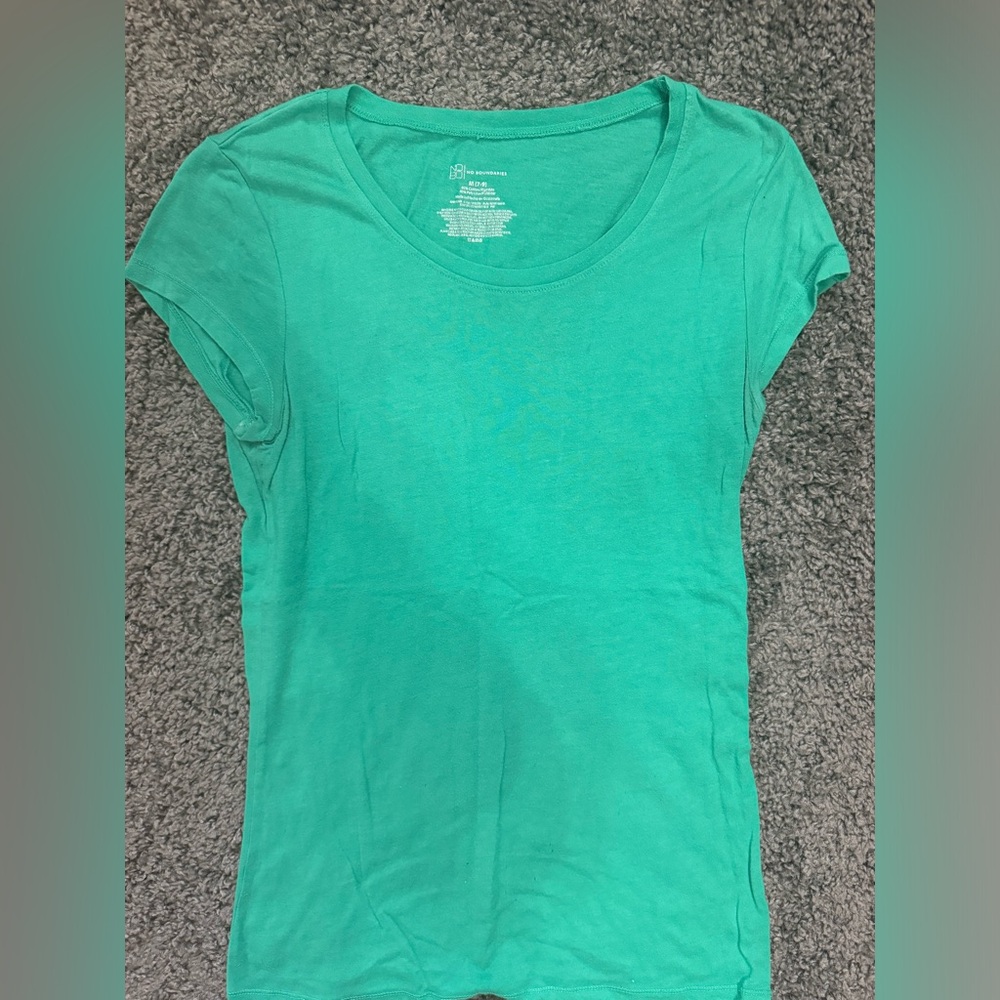 No boundaries tshirt